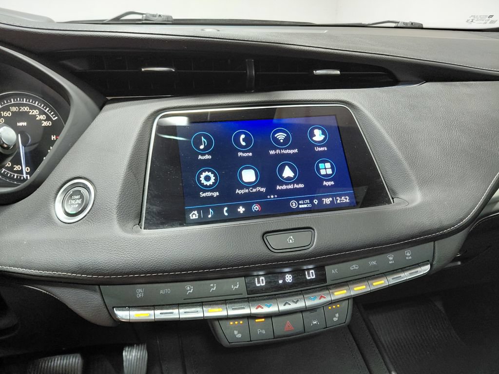 Used 2023 Cadillac XT4 Premium Luxury w/ Technology Package AWD/4WD image 33