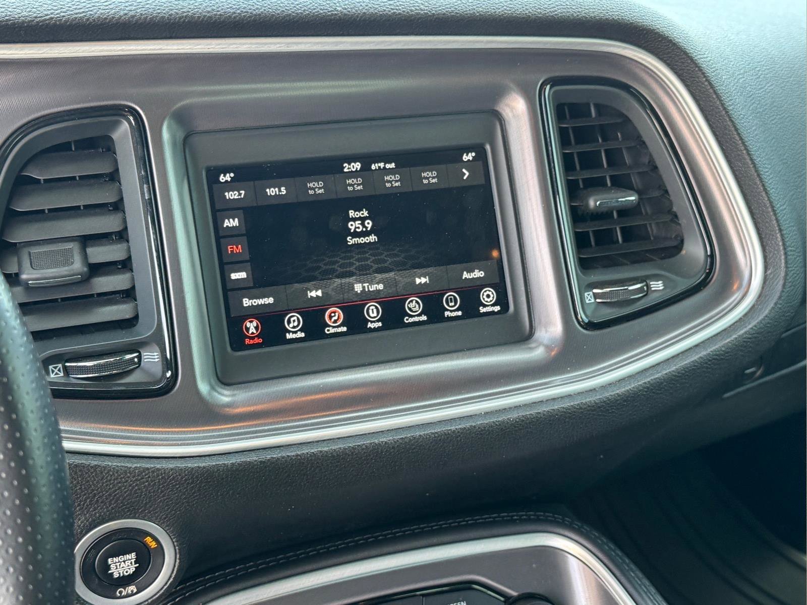 Used 2021 Dodge Challenger SXT w/ Driver Convenience Group image 21