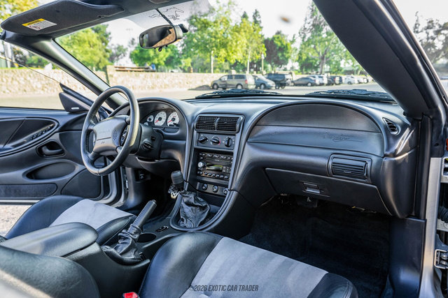 Used 2003 Ford Mustang Cobra image 32