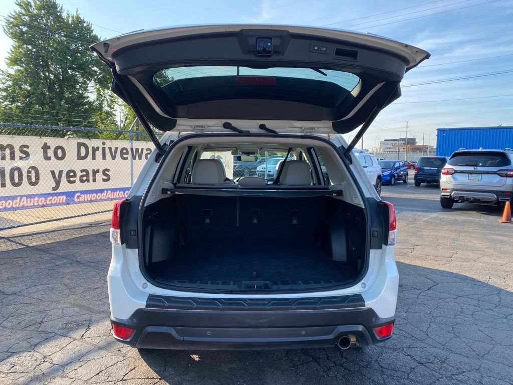 Used 2020 Subaru Forester Limited w/ Popular Package #3 AWD/4WD image 4