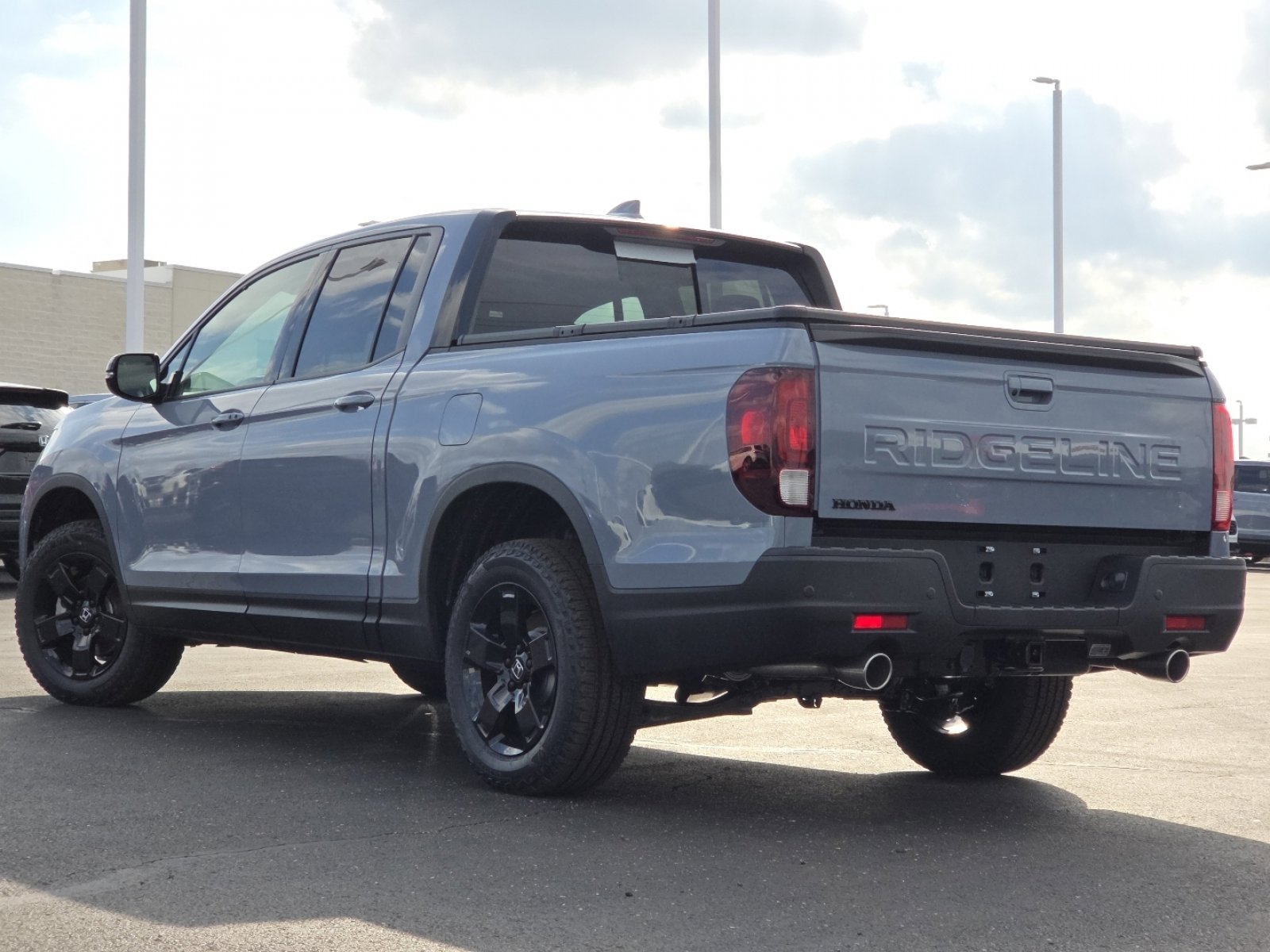 New 2026 Honda Ridgeline Black Edition image 18