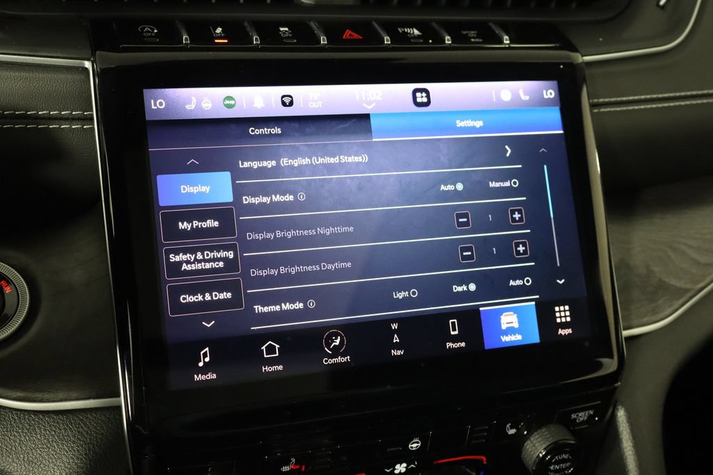 Used 2022 Jeep Grand Cherokee L Limited w/ Black Appearance Package RWD image 36