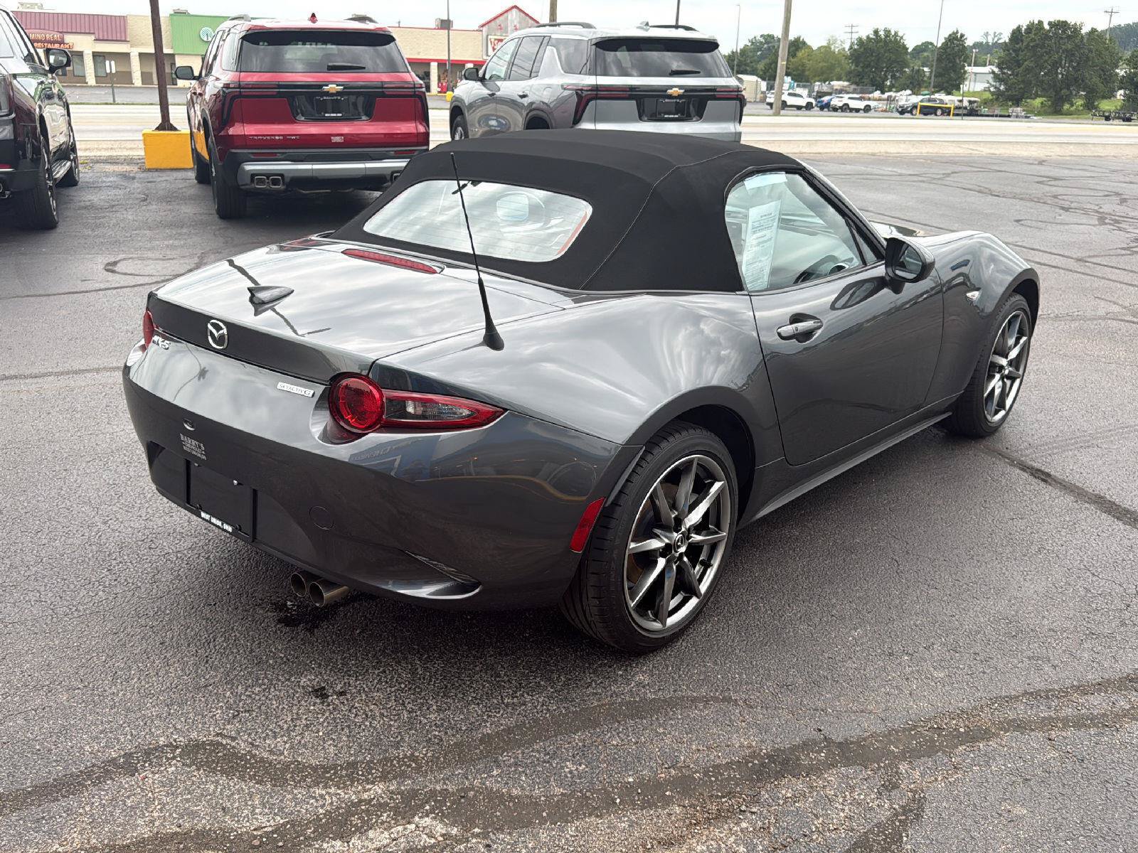 Used 2023 MAZDA MX-5 Miata Grand Touring RWD image 5
