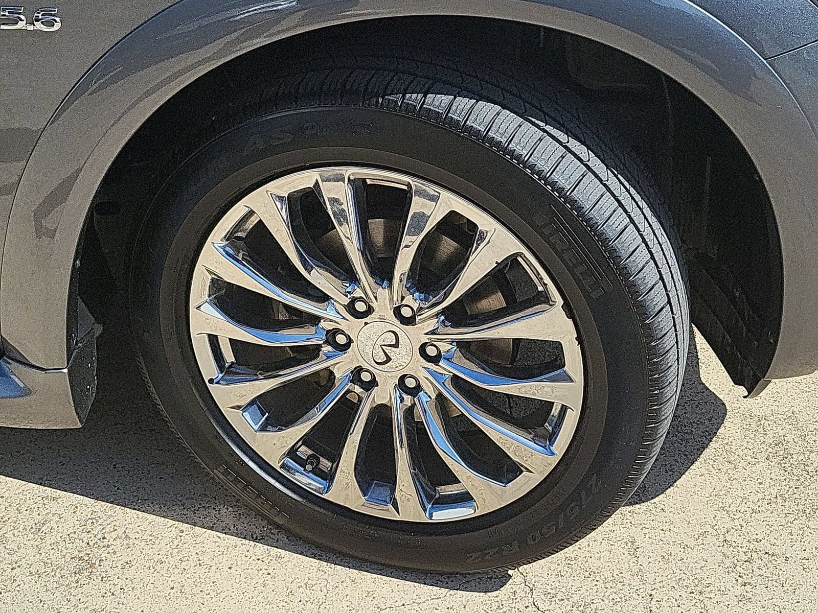 Used 2017 INFINITI QX80 2WD w/ Driver Assistance Package image 33