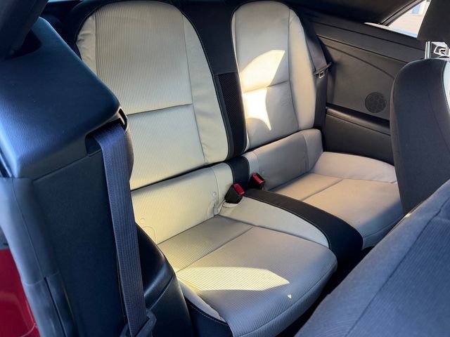 Used 2015 Chevrolet Camaro LT RWD image 23