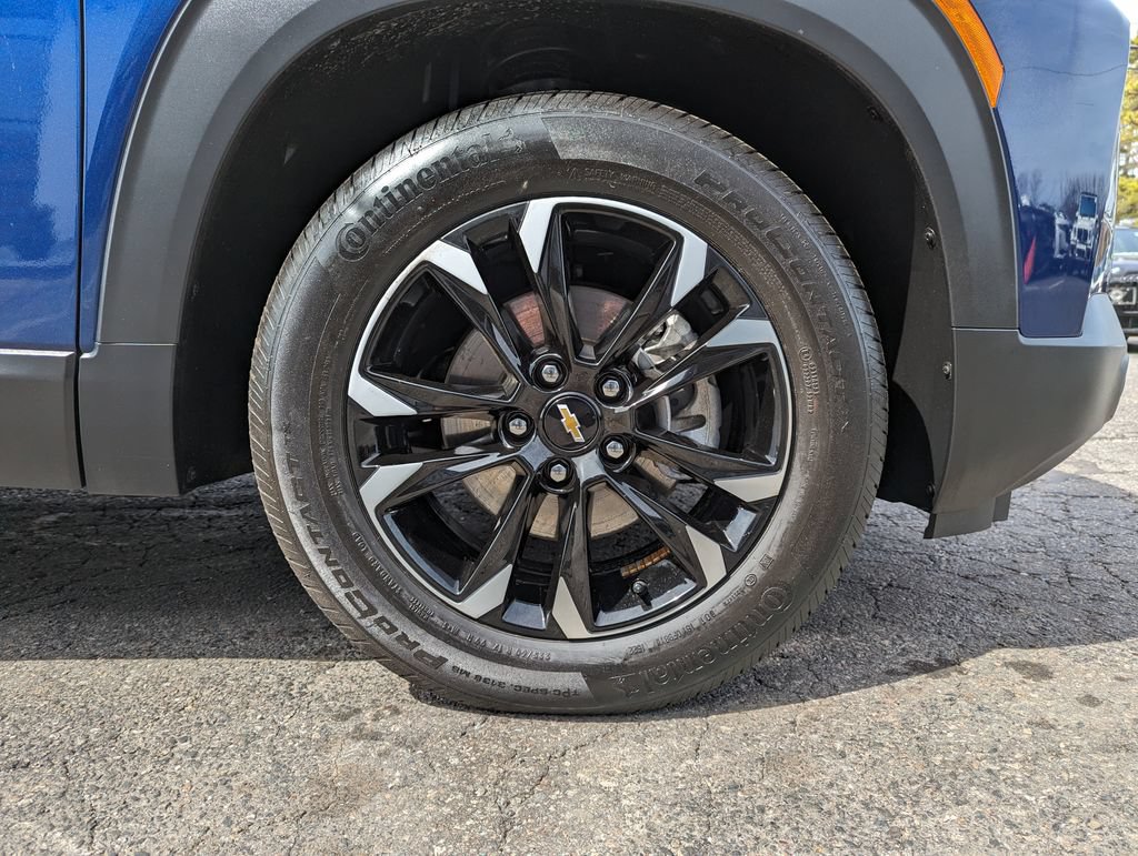 Used 2023 Chevrolet TrailBlazer LT FWD image 44