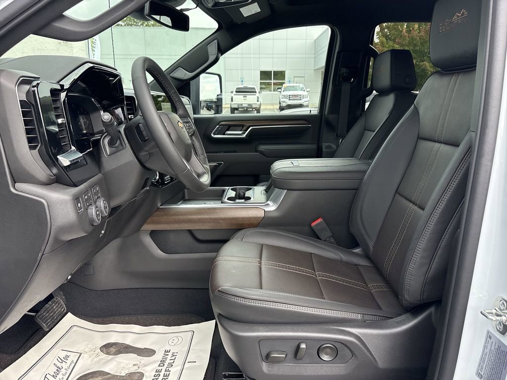 New 2026 Chevrolet Silverado 3500 High Country image 21