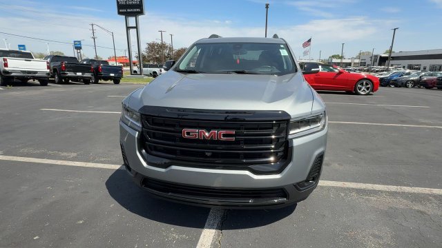 Used 2023 GMC Acadia SLT w/ Elevation Edition AWD/4WD image 3