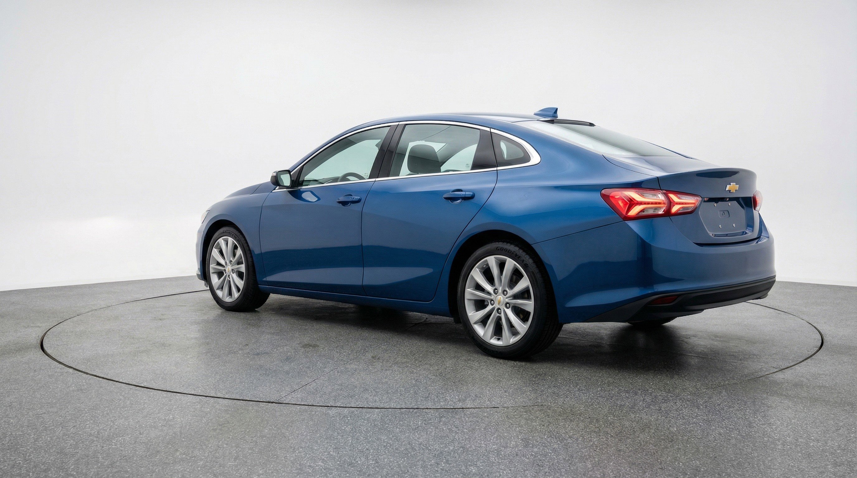 Used 2024 Chevrolet Malibu LT image 6