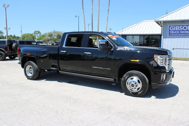 Used 2023 GMC Sierra 3500 Denali w/ Denali Ultimate Package AWD/4WD image 16