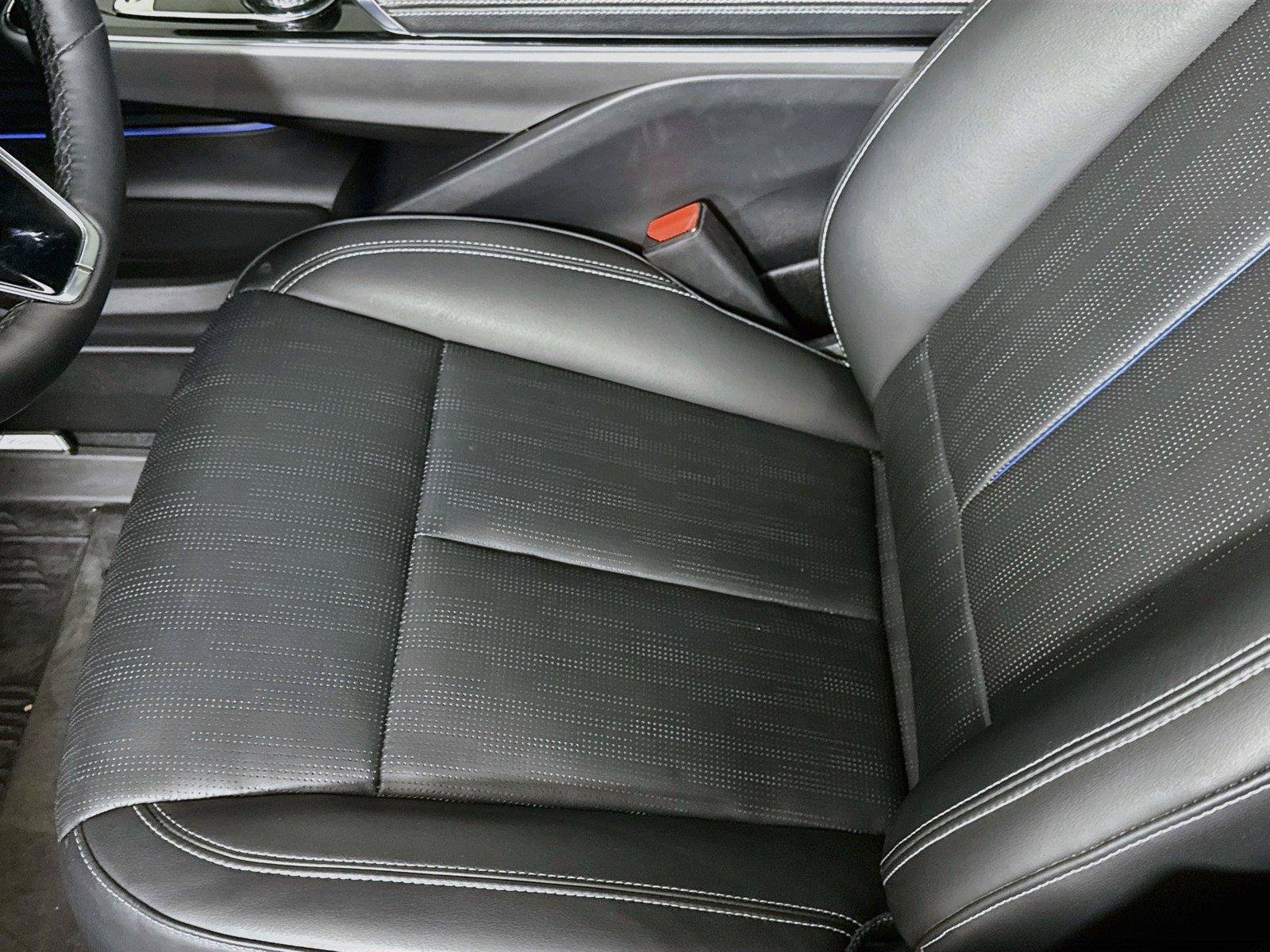 Used 2024 Cadillac Lyriq Luxury w/ LPO, Floor Liner Package AWD/4WD image 13