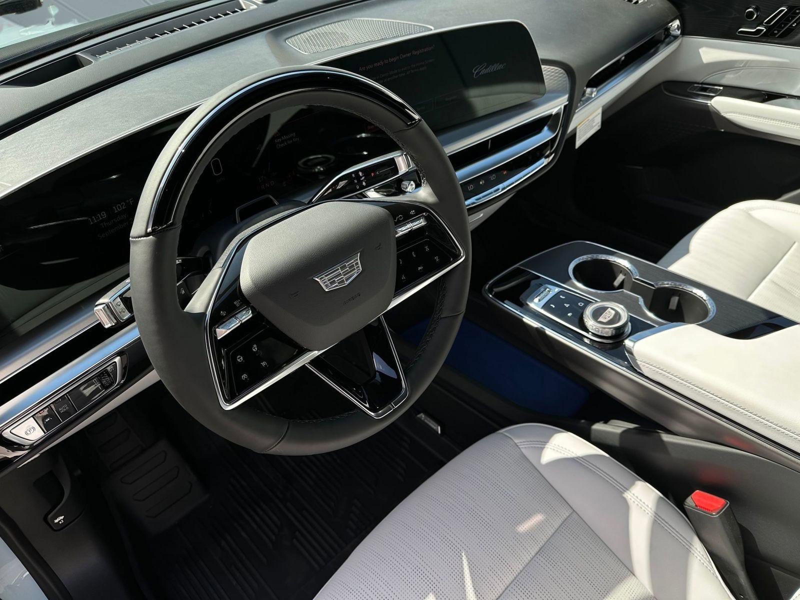 New 2026 Cadillac Lyriq Sport image 4