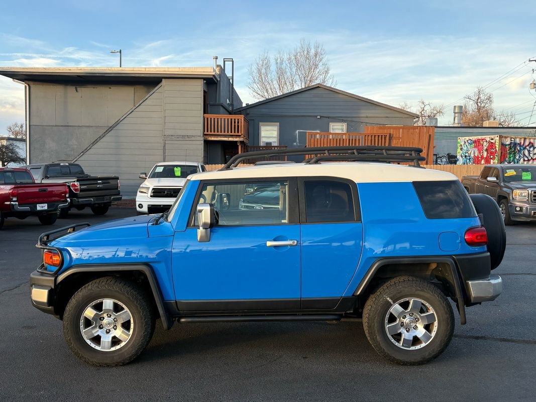 Used 2007 Toyota FJ Cruiser 4WD image 8