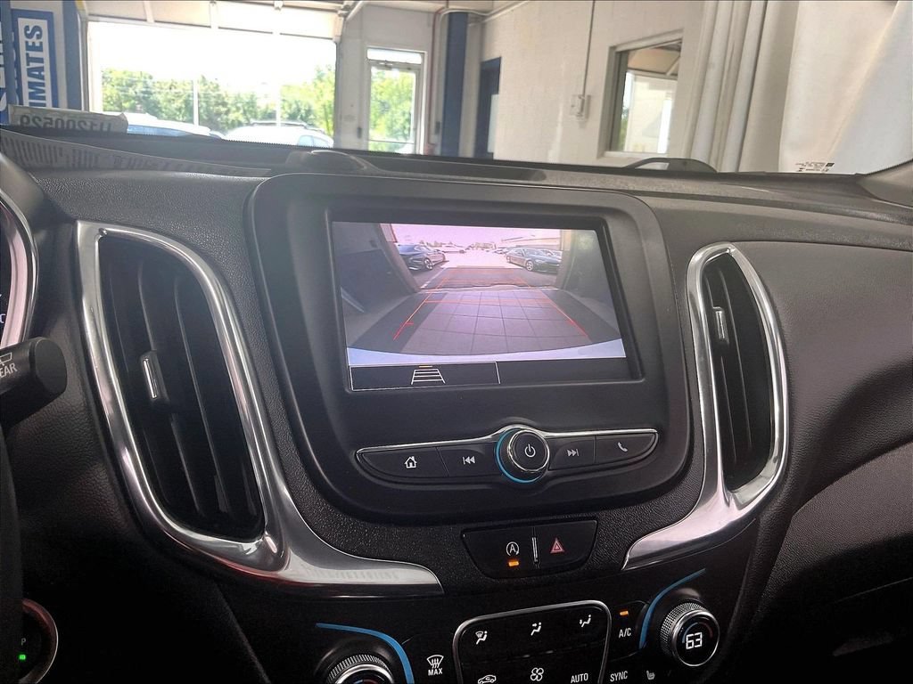 Used 2023 Chevrolet Equinox LT AWD/4WD image 19