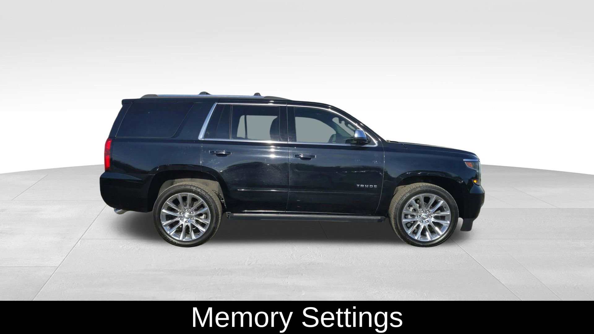 Used 2019 Chevrolet Tahoe Premier w/ Premier Plus Edition AWD/4WD image 8