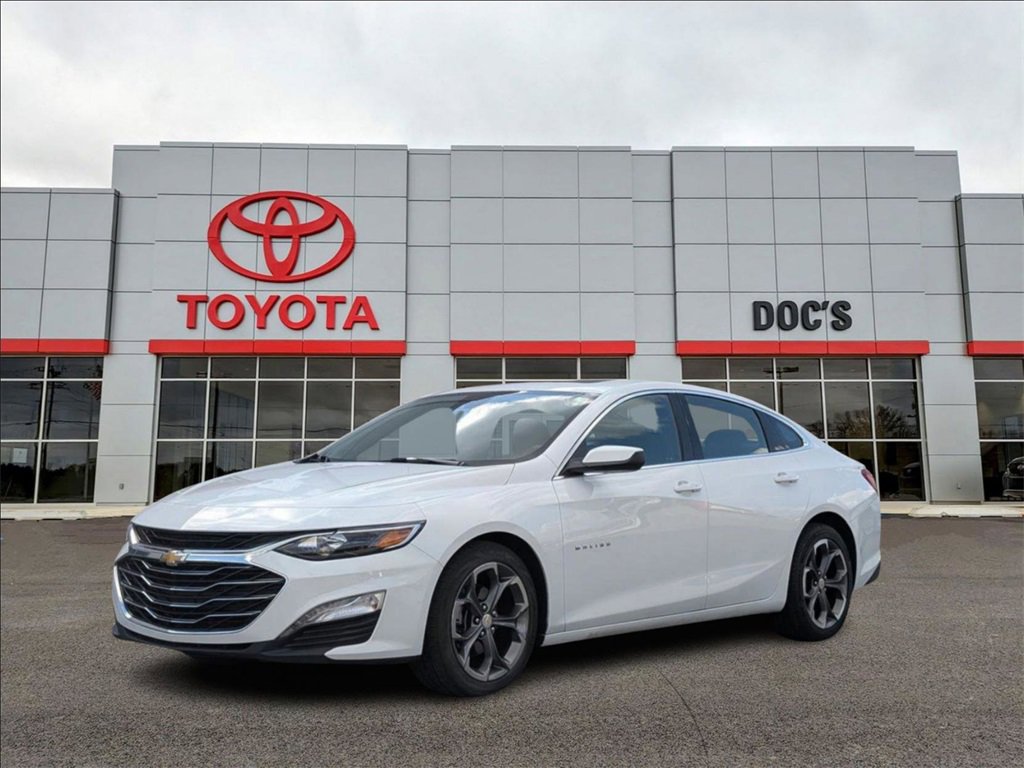 Used 2024 Chevrolet Malibu LT image 1