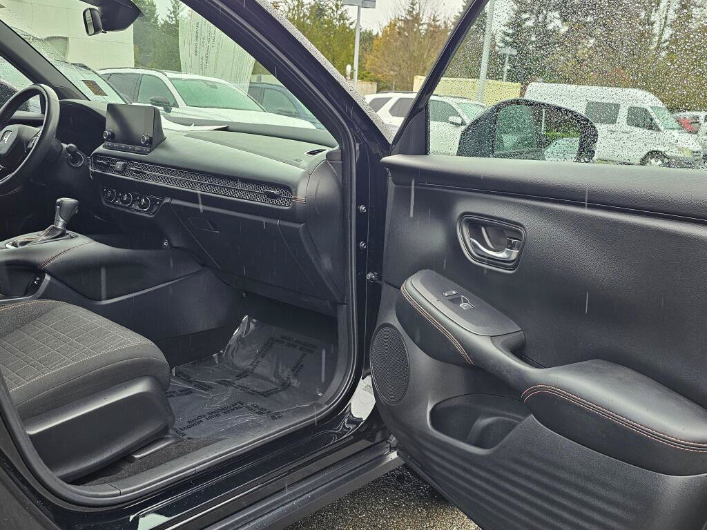 Certified 2024 Honda HR-V Sport image 11