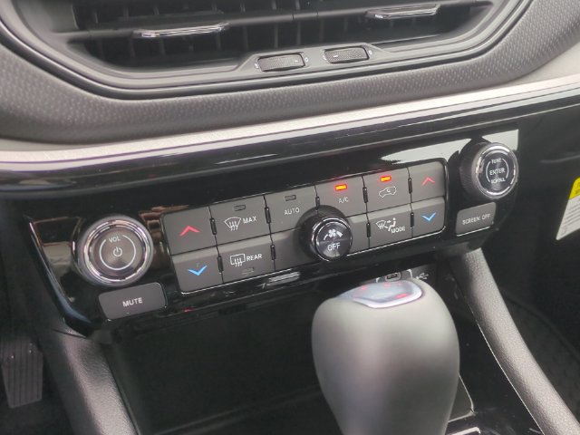New 2026 Jeep Compass Trailhawk AWD/4WD image 36