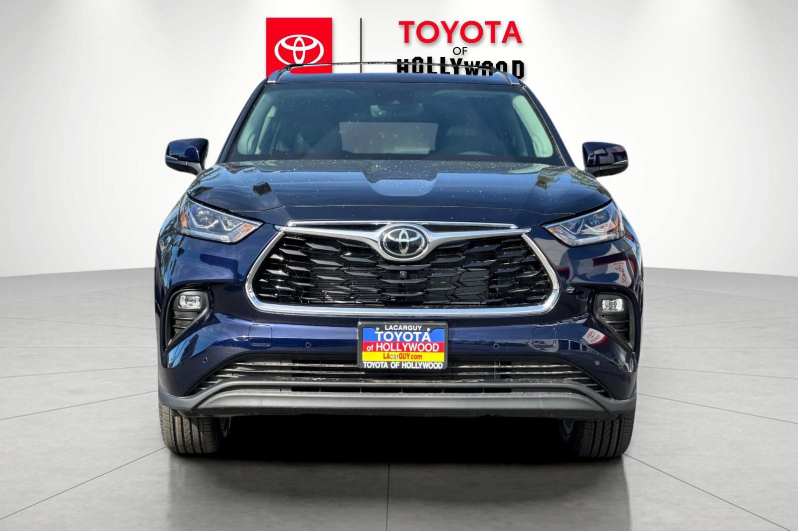 New 2026 Toyota Highlander Limited image 8