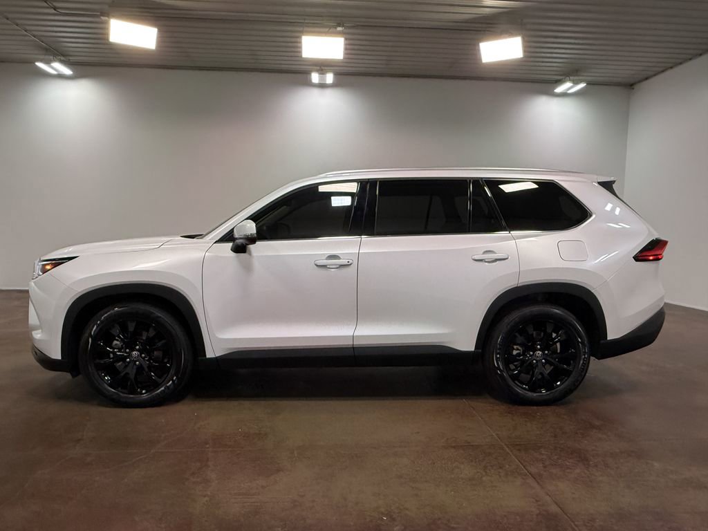 Used 2024 Toyota Grand Highlander AWD image 6