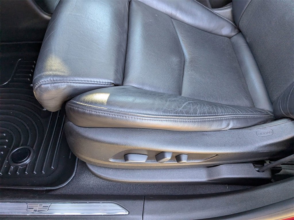 Used 2017 Cadillac XT5 Luxury w/ Driver Awareness Package image 18