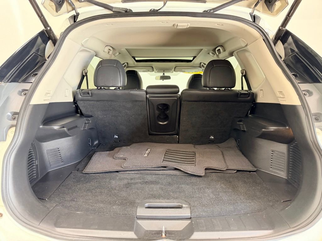 Used 2014 Nissan Rogue SL w/ SL Premium Package image 6