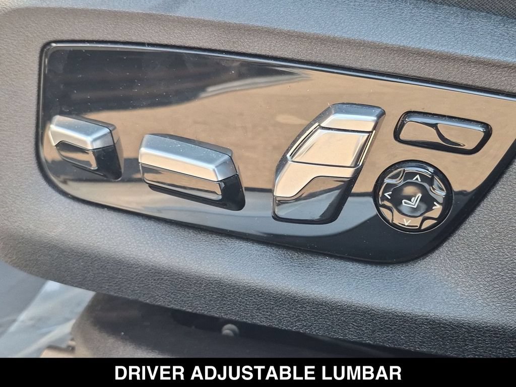 Used 2020 BMW 750i xDrive w/ Executive Package AWD/4WD image 19