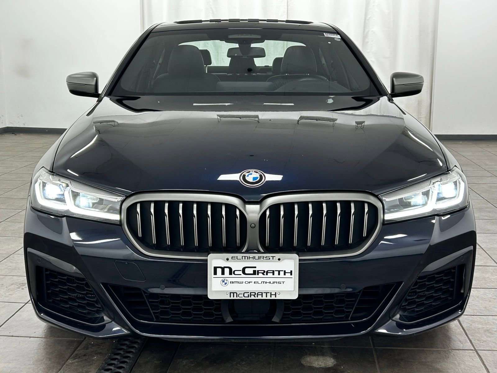 Used 2021 BMW M550i xDrive w/ Executive Package image 7