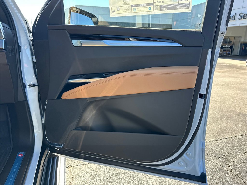 New 2026 Cadillac Escalade ESV Luxury w/ Touring Package image 14