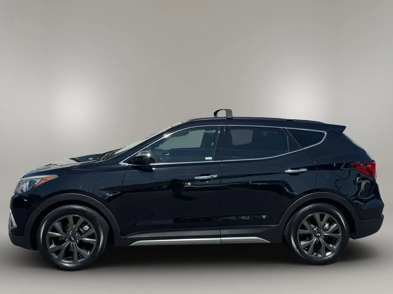 Used 2017 Hyundai Santa Fe Sport FWD image 7