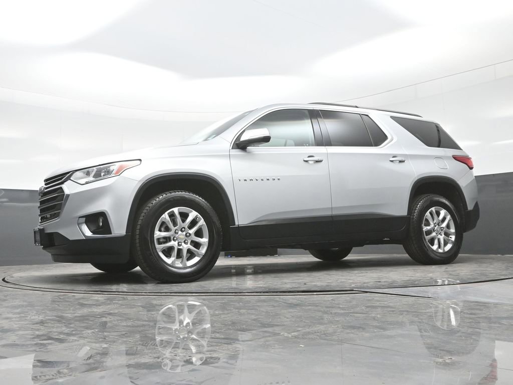 Used 2021 Chevrolet Traverse LT image 24