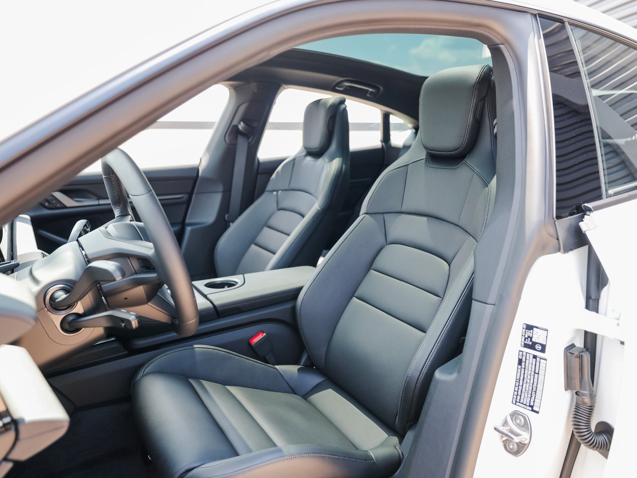 New 2026 Porsche Taycan image 5