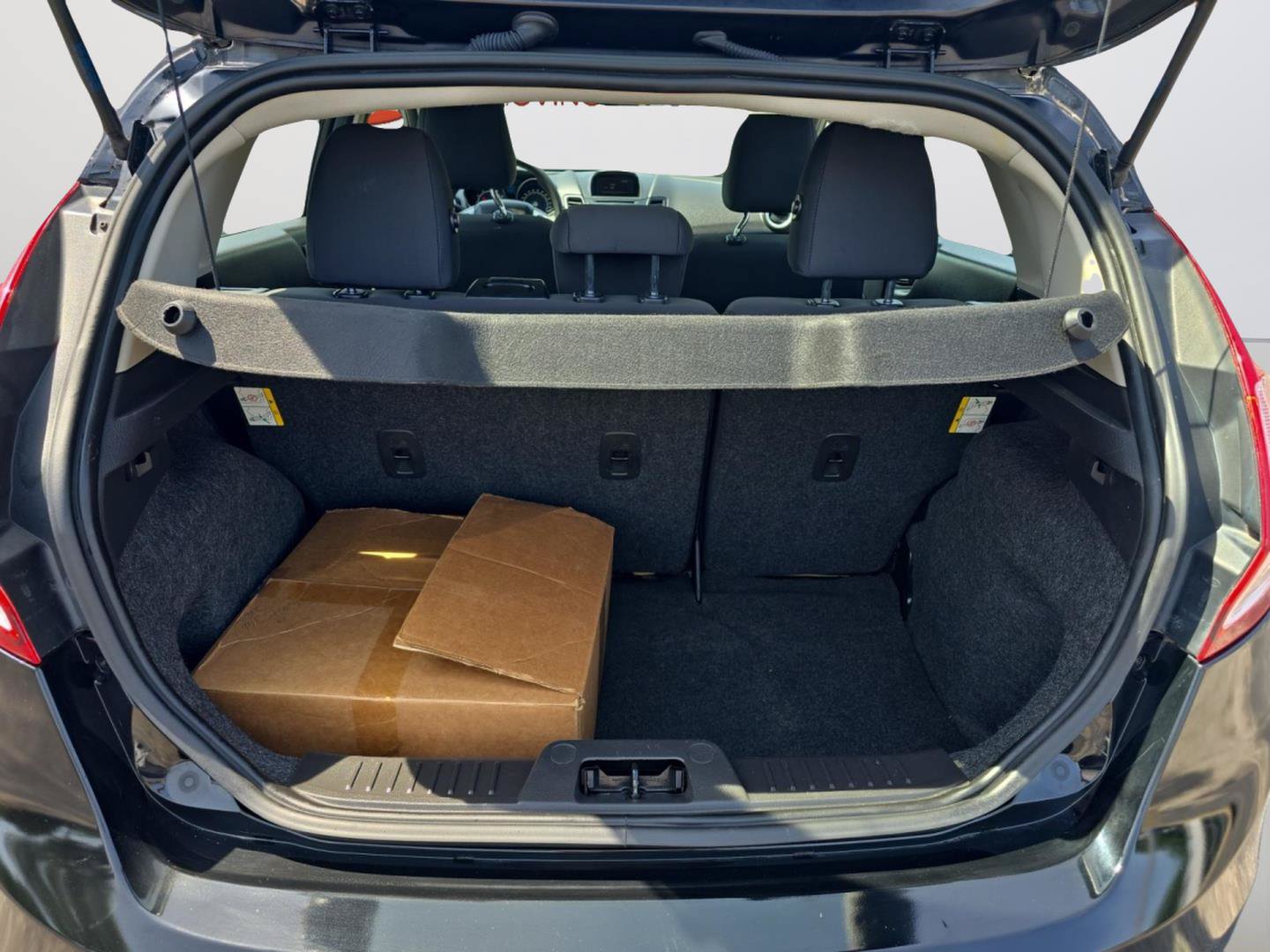 Used 2019 Ford Fiesta SE FWD image 13