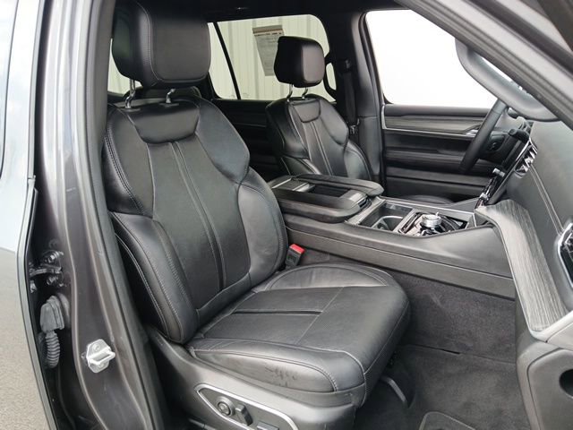 Used 2024 Jeep Wagoneer Series III image 33