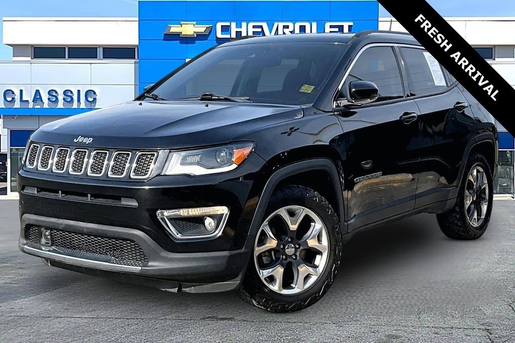 Used 2018 Jeep Compass Limited image 3