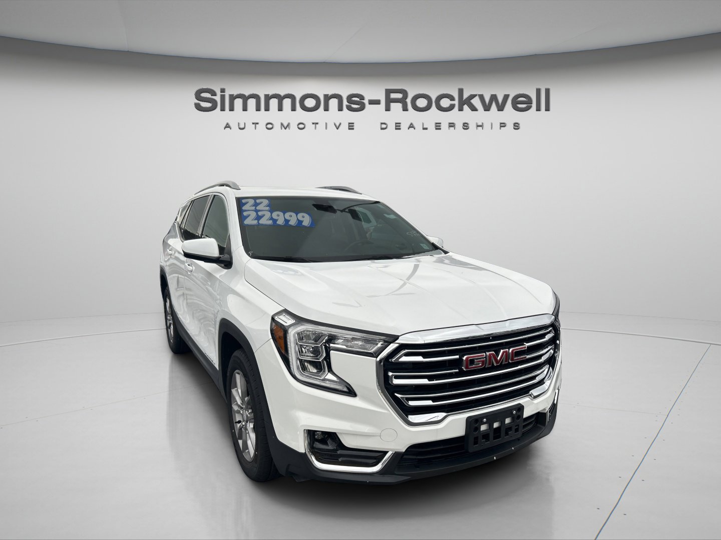 Used 2022 GMC Terrain SLT image 2
