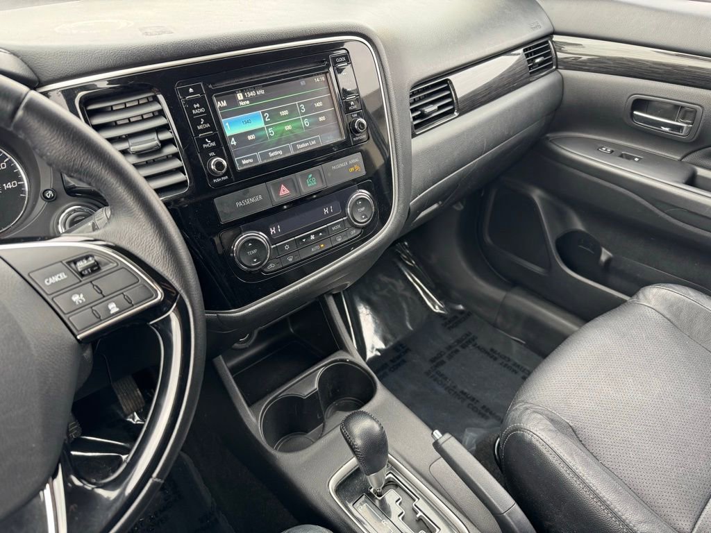 Used 2016 Mitsubishi Outlander ES AWD/4WD image 15