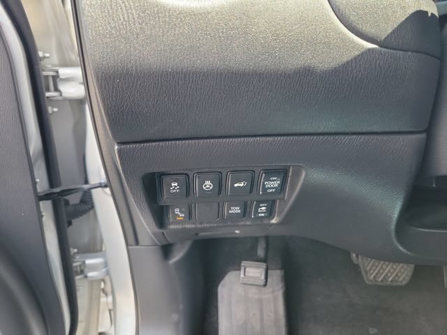 Used 2016 Nissan Pathfinder SL w/ SL Tech Package FWD image 21