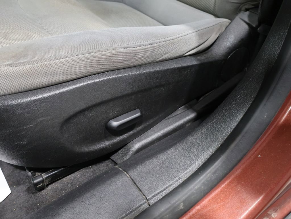 Used 2012 Chevrolet Cruze Eco image 11