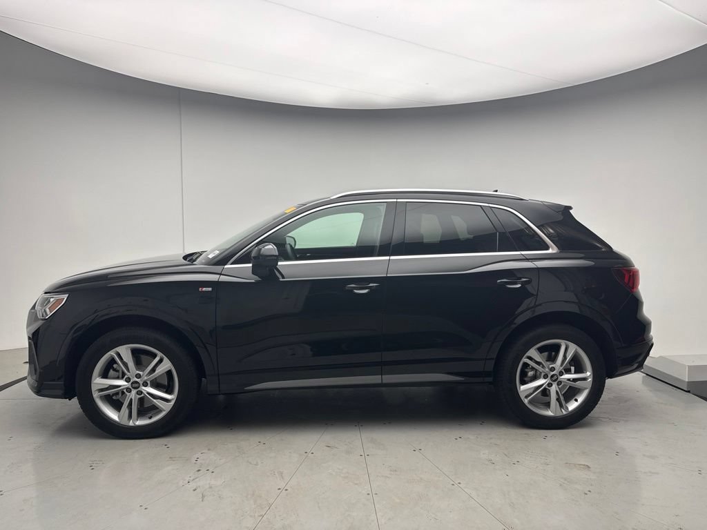Used 2022 Audi Q3 2.0T Premium Plus AWD/4WD image 2