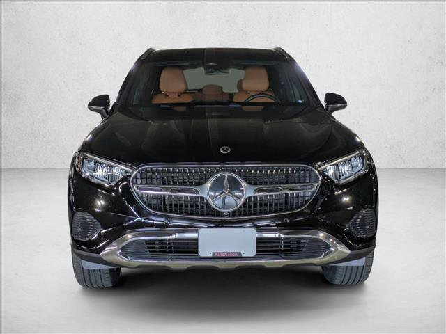 Certified 2025 Mercedes-Benz GLC 300 4MATIC image 2