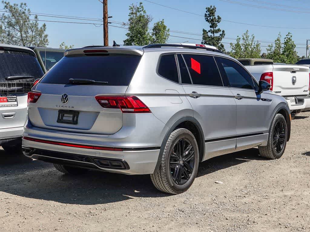 Used 2022 Volkswagen Tiguan SE R-Line image 10