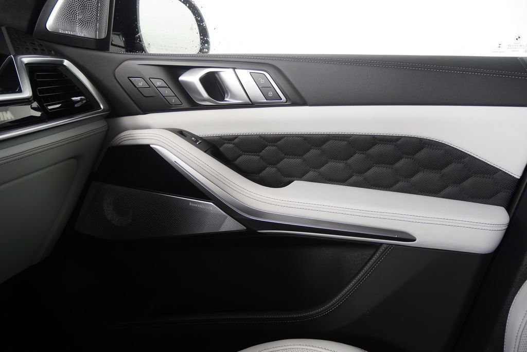 New 2026 BMW X5 M Competition image 27