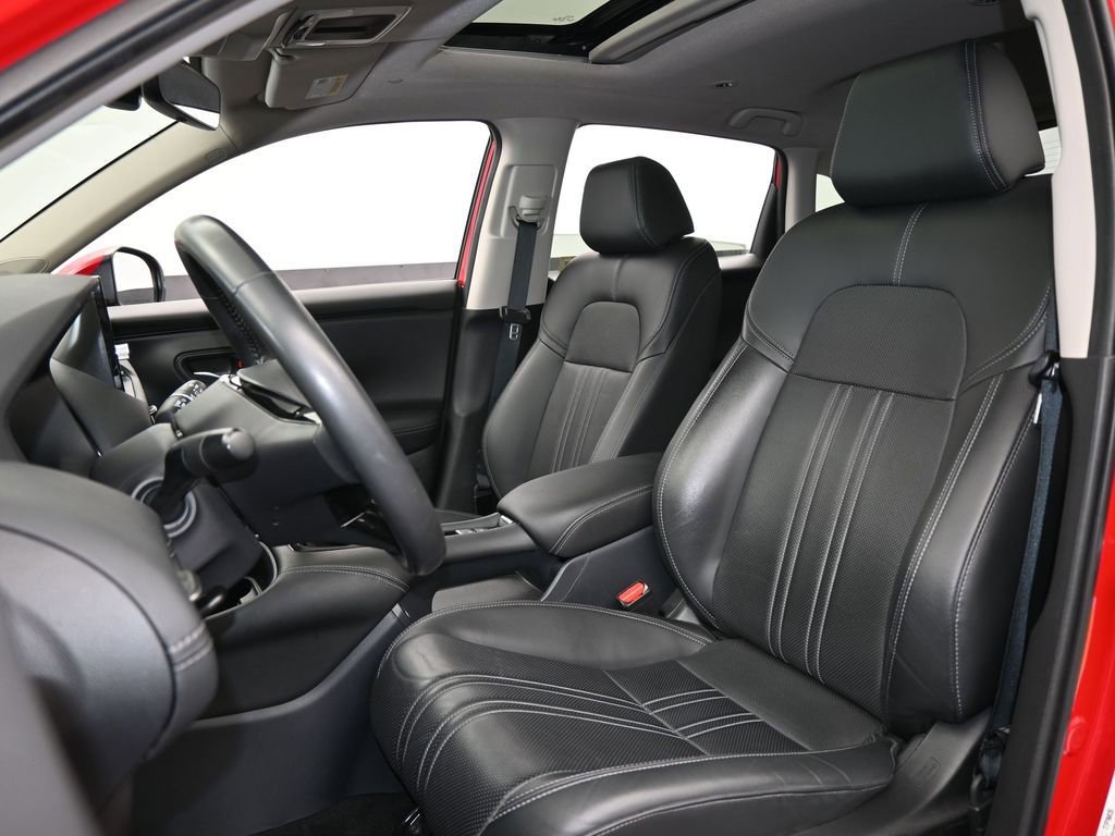 Used 2023 Honda HR-V EX-L image 10