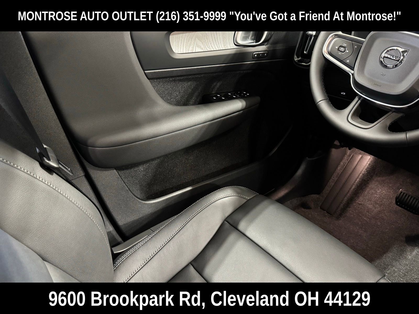 New 2026 Volvo XC40 B5 Core w/ Protection Package Premier image 35