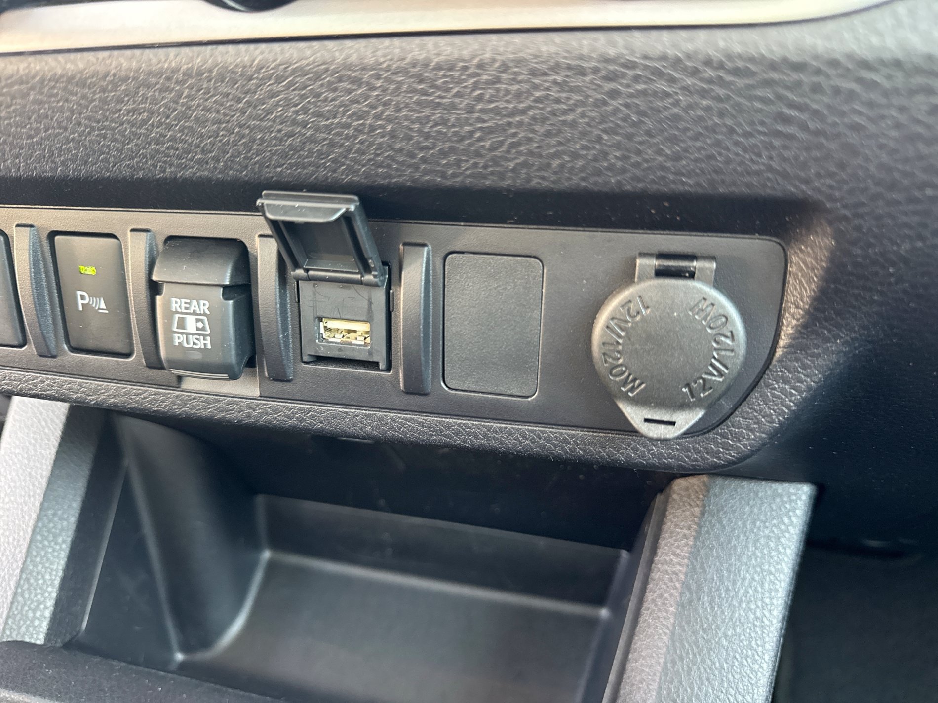 Used 2023 Toyota Tacoma SR5 RWD image 22