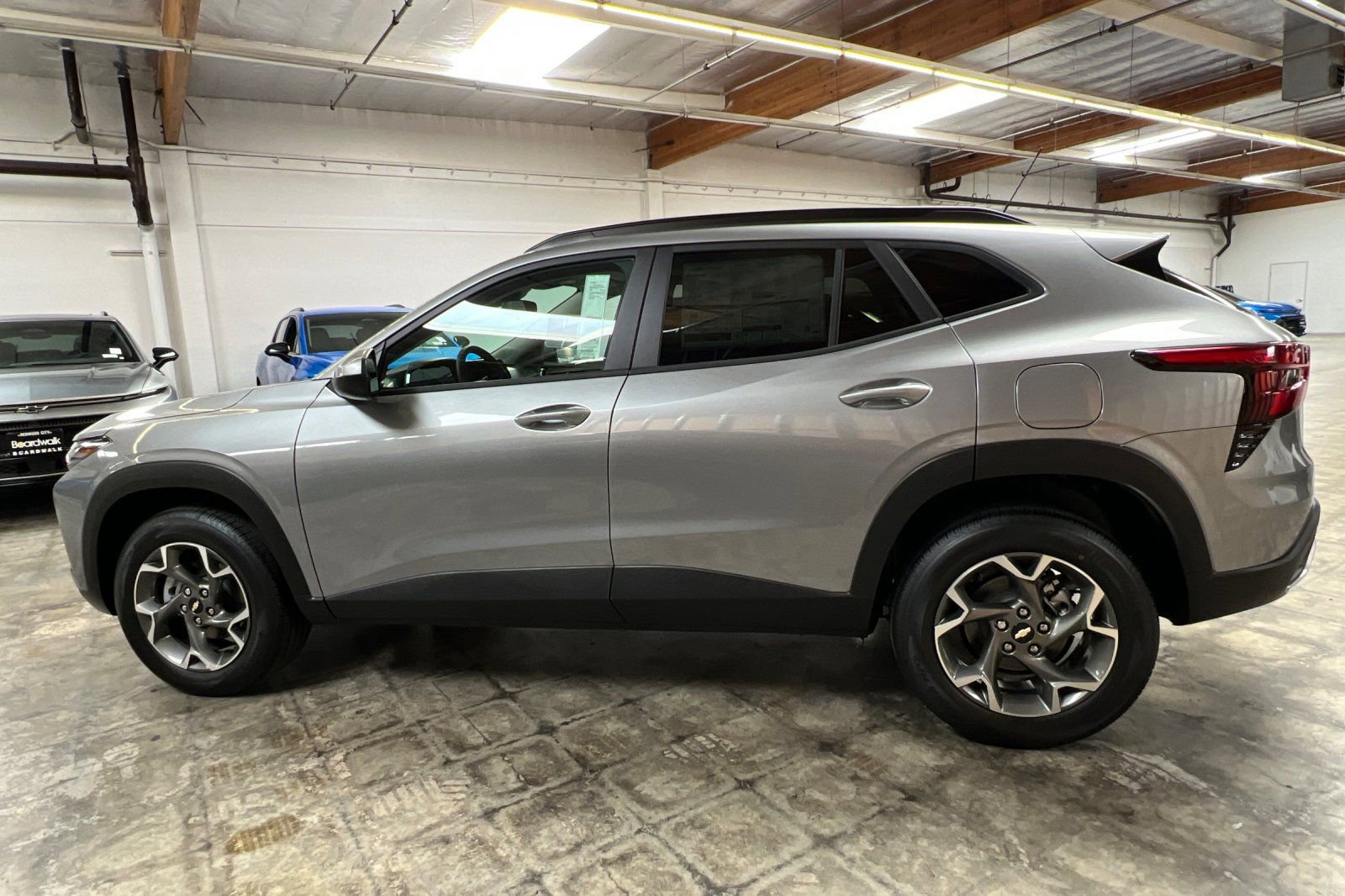 Used 2025 Chevrolet Trax LT w/ Driver Confidence Package FWD image 7