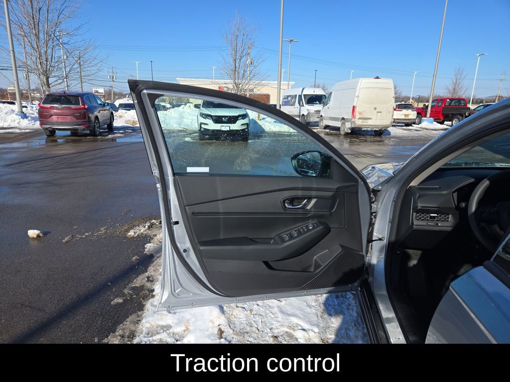 Certified 2025 Honda Accord SE image 11