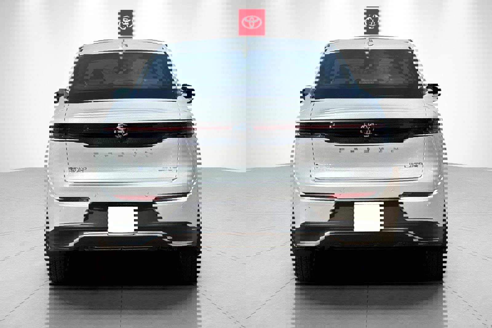 New 2026 Toyota Crown Limited image 4