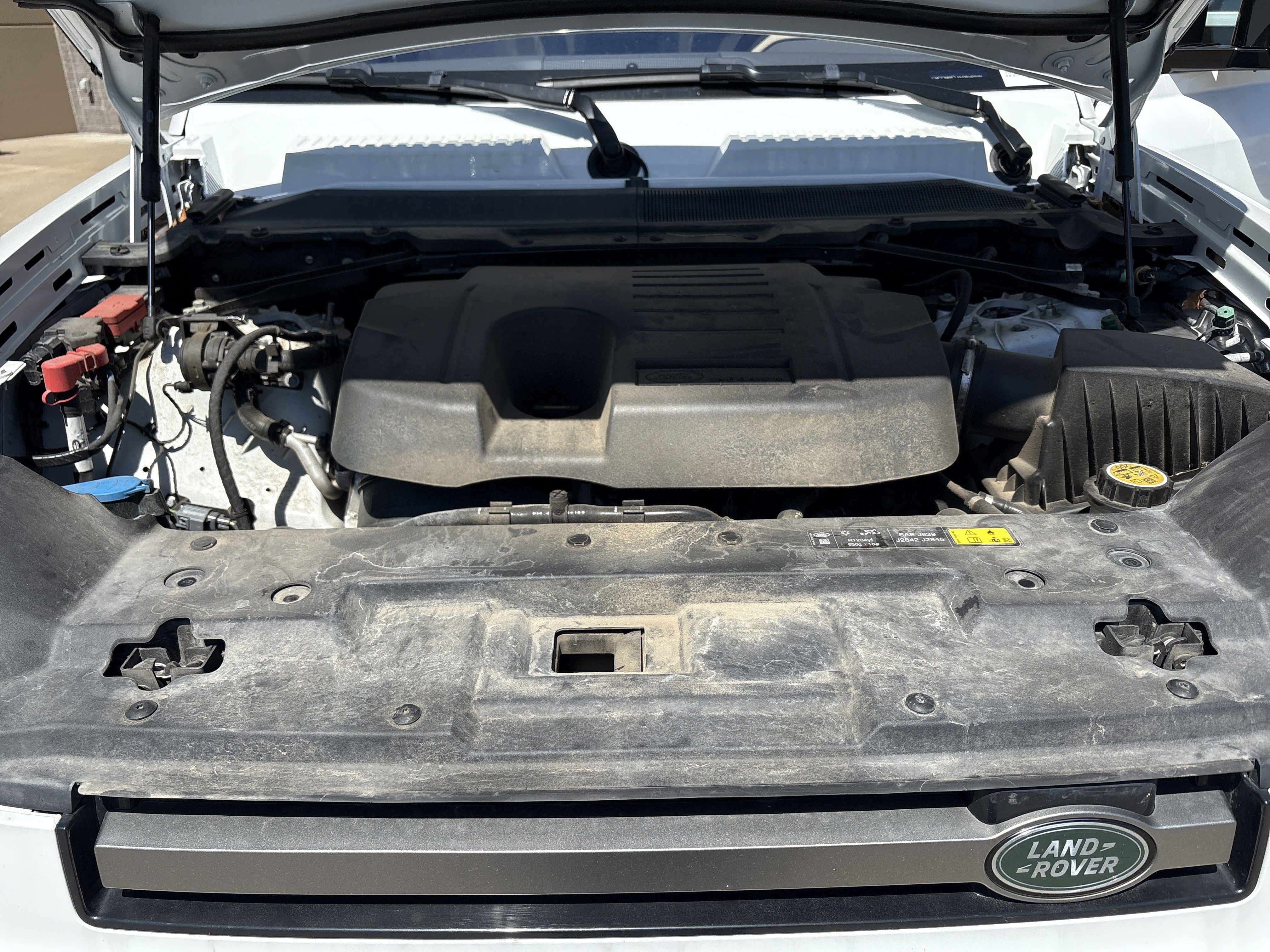 Used 2023 Land Rover Defender 90 X-Dynamic SE AWD/4WD image 41